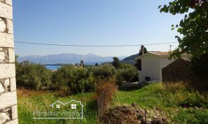 Plot in Lefkada with code 1300